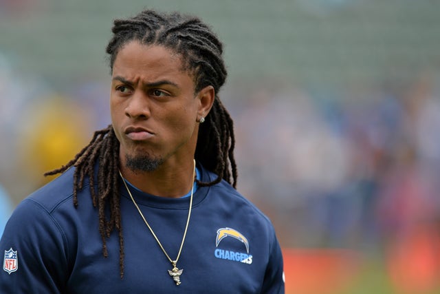 81338201-NFL: Miami Dolphins at Los Angeles Chargers